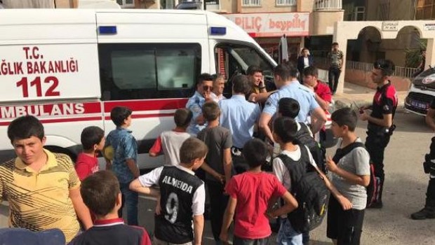 Urfa'da kardeş kavgası: 3 yaralı