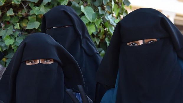 Musul'da burka yasağı