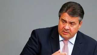 Alman Bakandan Incirlik'te çözüm ziyareti