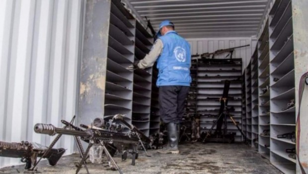  FARC silahlarının tamamını teslim etti