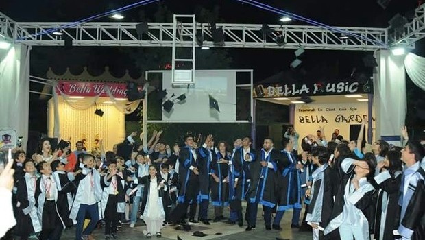 Diyarbakır'da mezun ol, üniversiteyi İngiltere ve Amerika'da oku