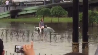 İstanbul Yağmur'a teslim