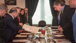 Başkan Barzani, Brüksel'de Kürdistan haritasıyla bilgilendirdi!