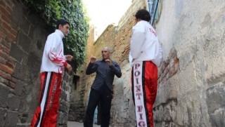 Sur'un dar sokaklarından şampiyonluğa