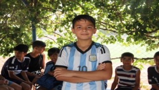 Rojava'dan kaçıp Batman’a geldi! Okul birincisi oldu