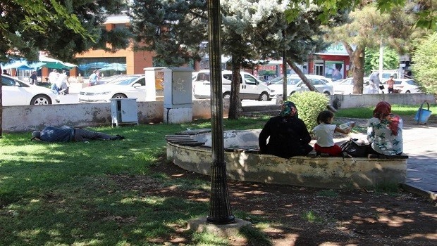 Diyarbakırlılar Sur'a akın etti