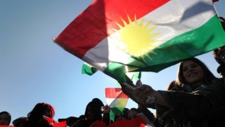 Kürt gençleri 'bağımsızlık' için Erbil'e yürüyor