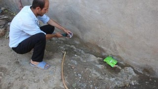 Batman - İki mahalleye su bu ince hortumla geliyor