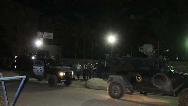 Van'da Jandarma Komutanlığı'na havanlı saldırı!