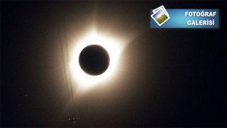 Tarihin en büyük güneş tutulmasından muhteşem görüntüler....
