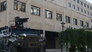 9 kayyum görevden alındı