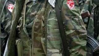 Şırnak'ta bir korucu evinin önünde  öldürüldü