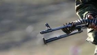 Şemdinli'de üs bölgelerine havanlı saldırı: Üç yaralı