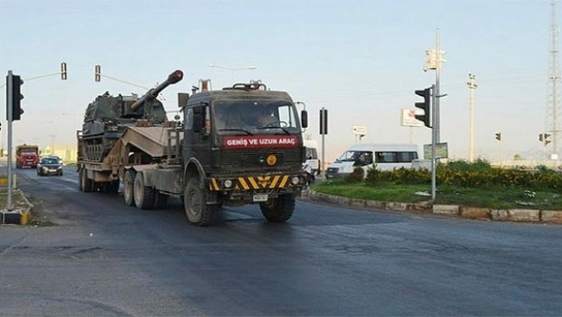 Türkiye'den Efrin sınırına yeni sevkiyat
