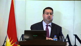 Referanduma destek vermeyen partisinden istifa etti