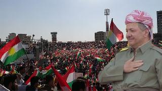 Hewler Mitingi ve Arka Plan Mesajları