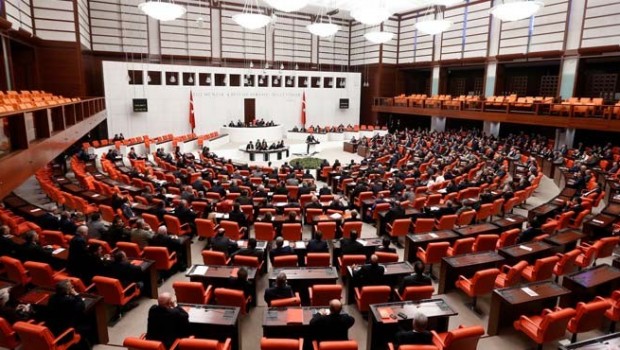 Irak ve Suriye tezkeresi kabul edildi