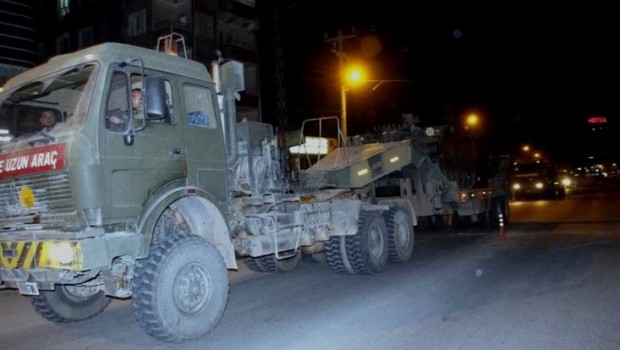 Silopi sınırına zırhlı araç sevkıyatı