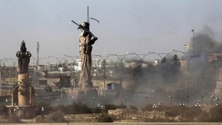 Haşdi Şabi, Kerkük'teki Peşmerge heykelini ateşe verdi!