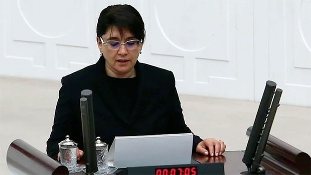 HDP’li Zana’nın vekilliğinin düşürülmesi talebi ‘ertelendi’