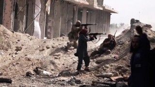 IŞİD, Deyrezzor'da ağır silahlarla SDG'ye saldırdı