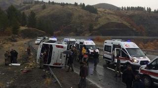 Elazığ-Diyarbakır yolunda feci kaza: Çok sayıda yaralı var
