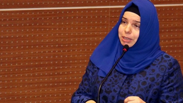 Türkiye tarihinde bir ilk: Diyanet'e kadın başkan yardımcısı
