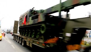 Malatya'dan Rojava sınırına obüs sevkiyatı