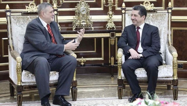Mesrur Barzani: Anayasa, sadece Bağdat’ın gösterdiği maddelerden oluşmuyor!