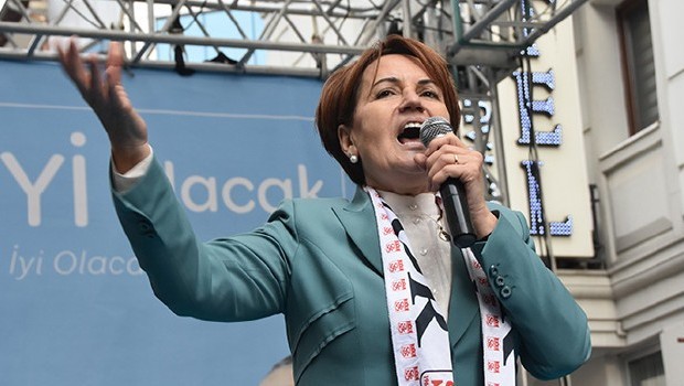 Akşener, Cumhurbaşkanlığı seçimi için tarih verdi