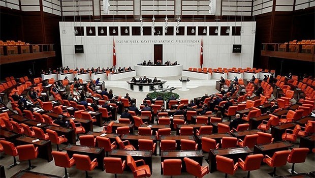 Muhalefetten KHK'lara tepki