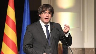 Puigdemont'tan İspanya'ya: Ülkeme dönmeme izin verin