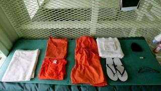 60 bin kişinin giyeceği tek tip kıyafetin ayrıntıları