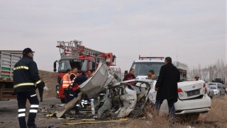 Ağrı'da feci kaza: Biri çocuk 4 kişi hayatını kaybetti