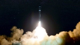 'Nükleer silah düğmesi masamda'