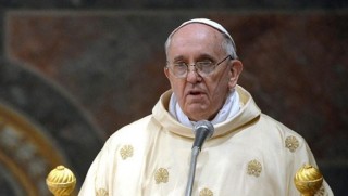 Papa: İnsanlık 2017'yi yaraladı