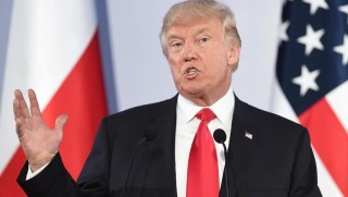 Trump: İran'da değişim vakti geldi