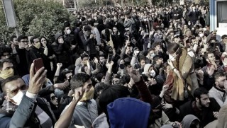 İran'da gözaltına alınanların sayısı açıklandı!