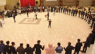 Kürtçe şarkılı düğüne 'örgüt propagandası' baskını