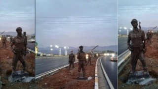 Zaxo'da bir cadde Peşmerge heykelleri ile donatıldı