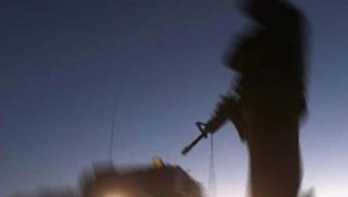 Çatışma çıktı, karayolu trafiğe kapatıldı