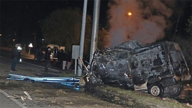 Iğdır'da katliam gibi kaza: 17 ölü, 36 yaralı