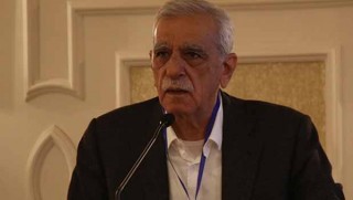 Ahmet Türk: Dünyanın neresinde bir Kürt varsa susturmak istiyorlar