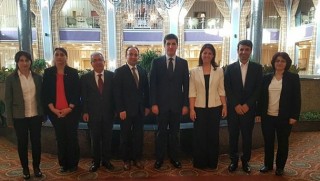 Baydemir: Kürtlerin kendi parlamentosunu kurma hakkı var