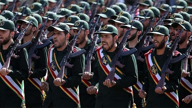 İran'da Ruhani ve Devrim Muhafızları gerilimi