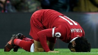 Muhammed Salah'ın secdesine sansür!
