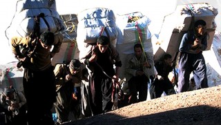 Kürt vekilleri İran hükümetini uyardı: Bırakırız