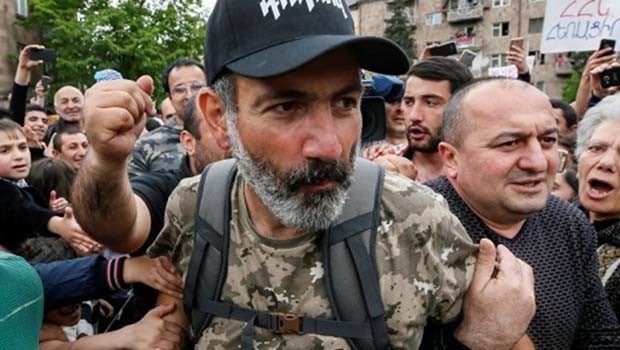 Ermenistan'da Paşinyan başbakan seçildi