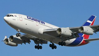 Küba'da yolcu uçağı düştü