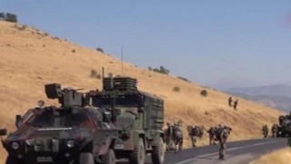 Ağrı'da askeri aracın geçişi sırasında patlama